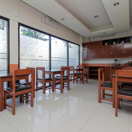 Reddoorz Near Jalan Jendral Sudirman Manado 호텔 외부 사진
