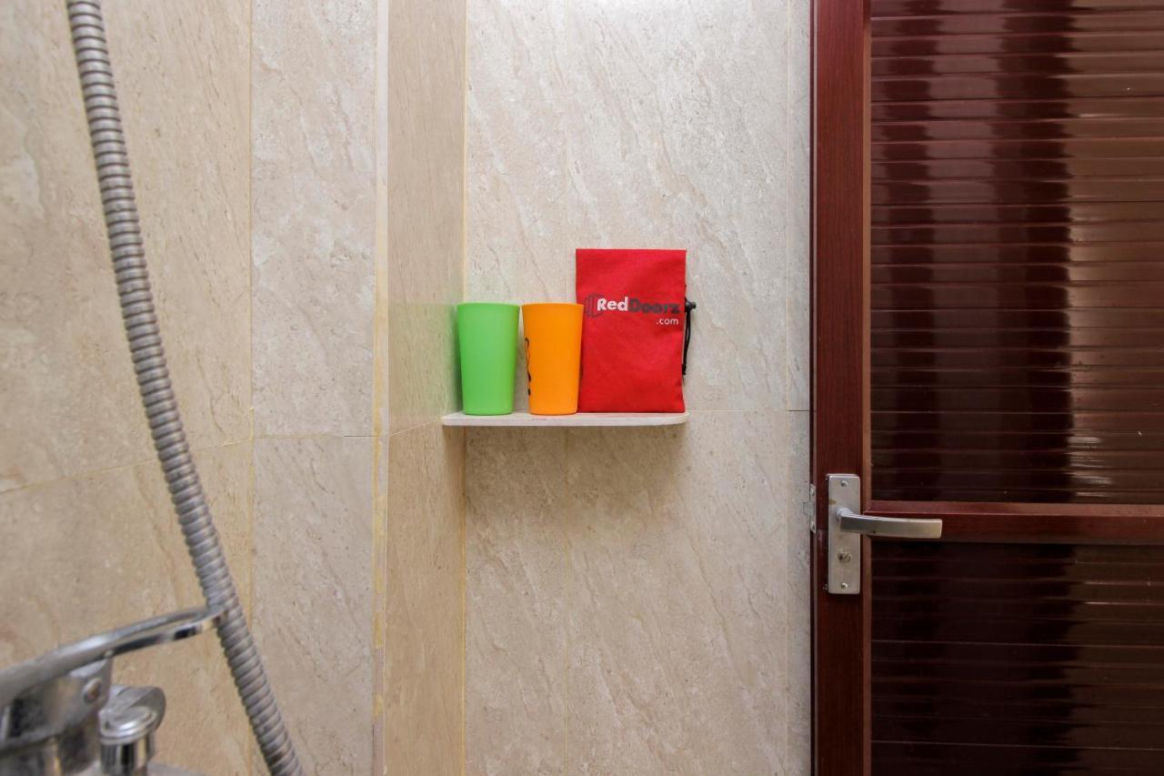Reddoorz Near Jalan Jendral Sudirman Manado 호텔 외부 사진