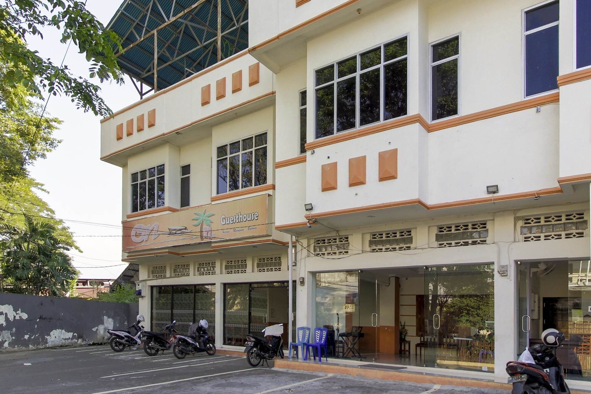 Reddoorz Near Jalan Jendral Sudirman Manado 호텔 외부 사진